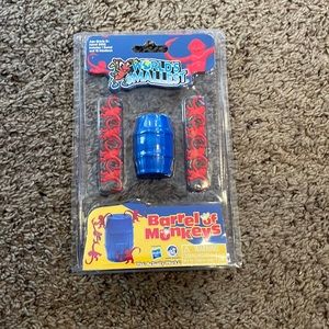 Worlds smallest barrel of monkeys new